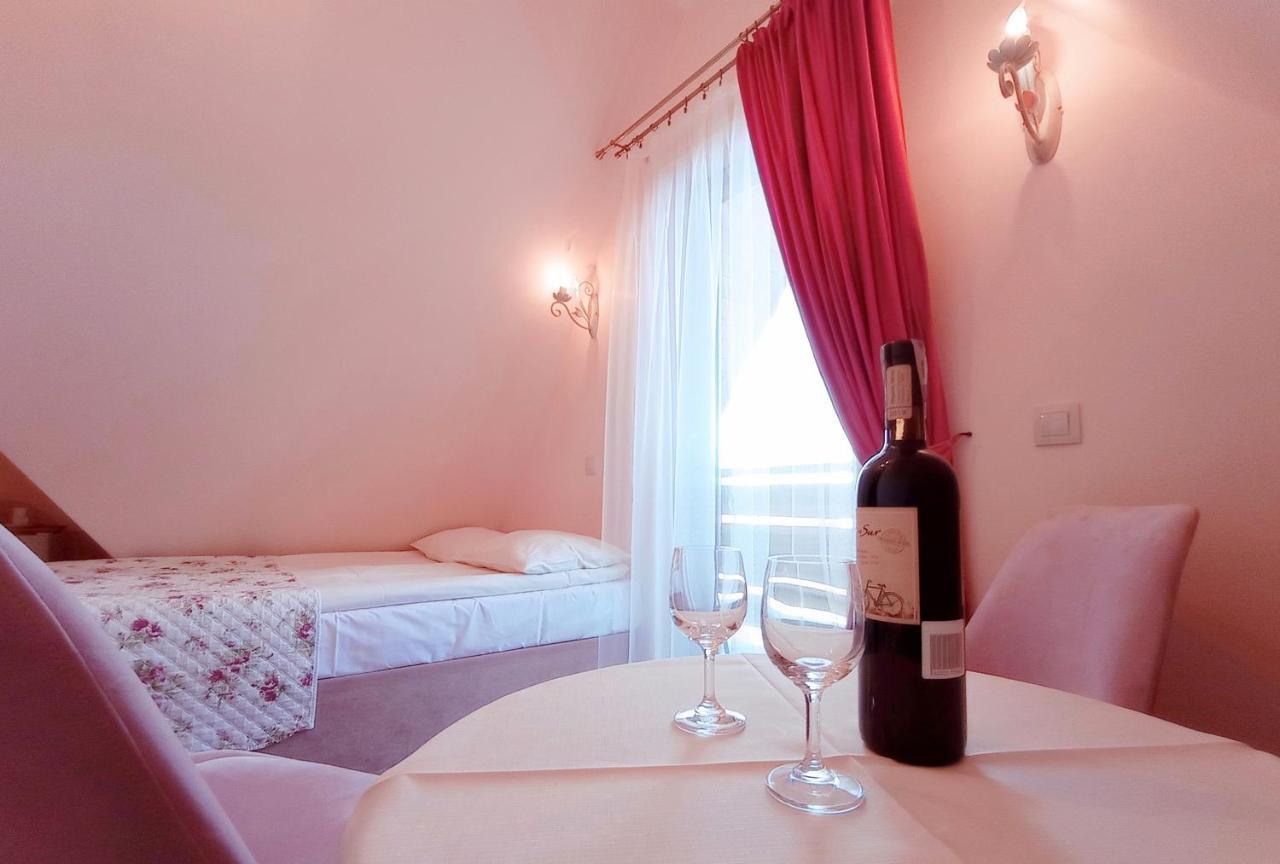 Apartamento Wynajem Pokoi Rancho Zab Exterior foto