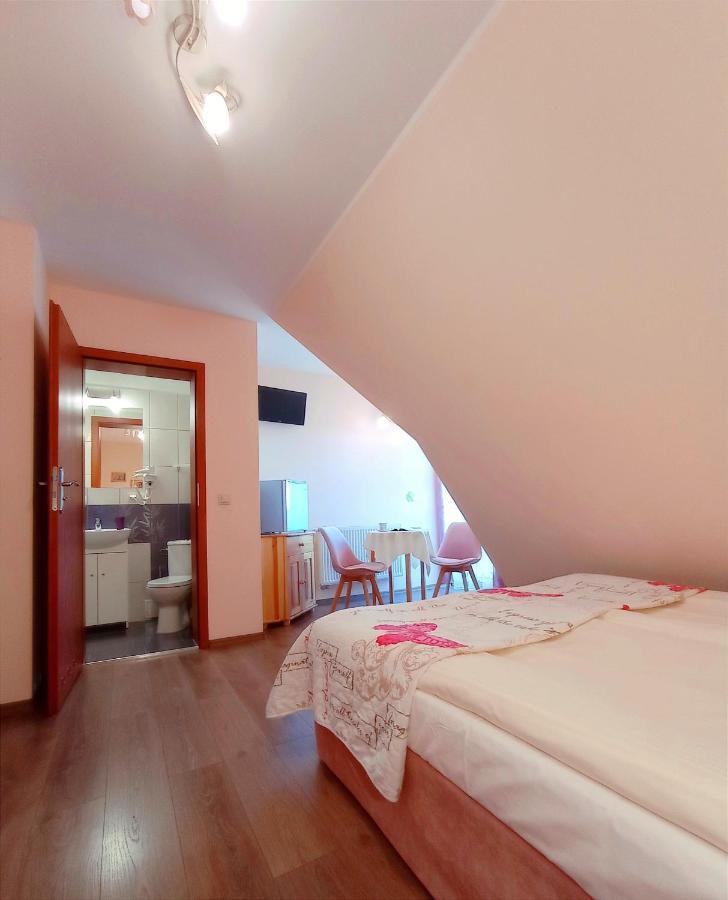 Apartamento Wynajem Pokoi Rancho Zab Exterior foto