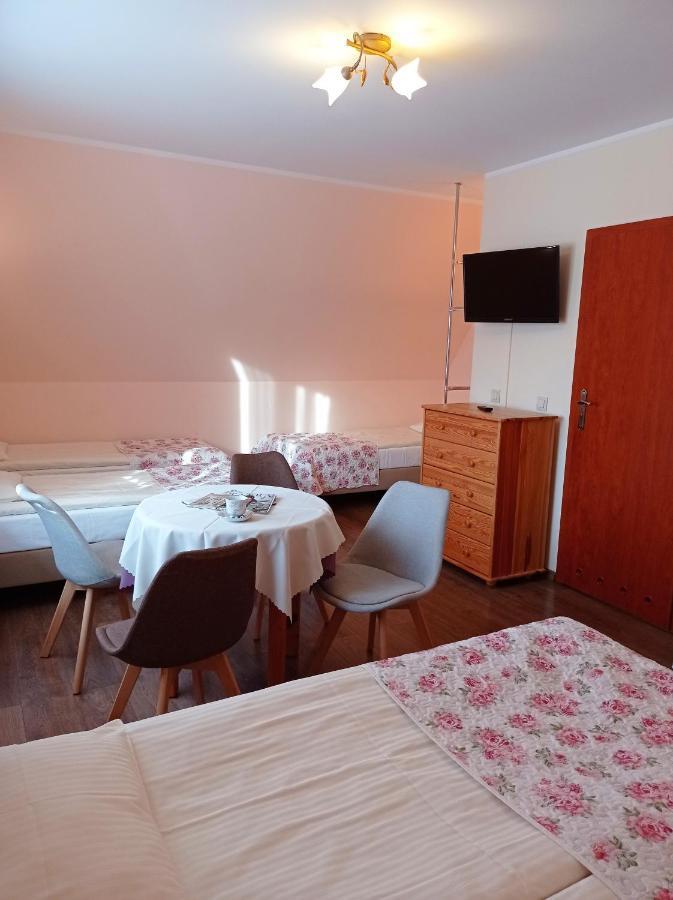 Apartamento Wynajem Pokoi Rancho Zab Exterior foto